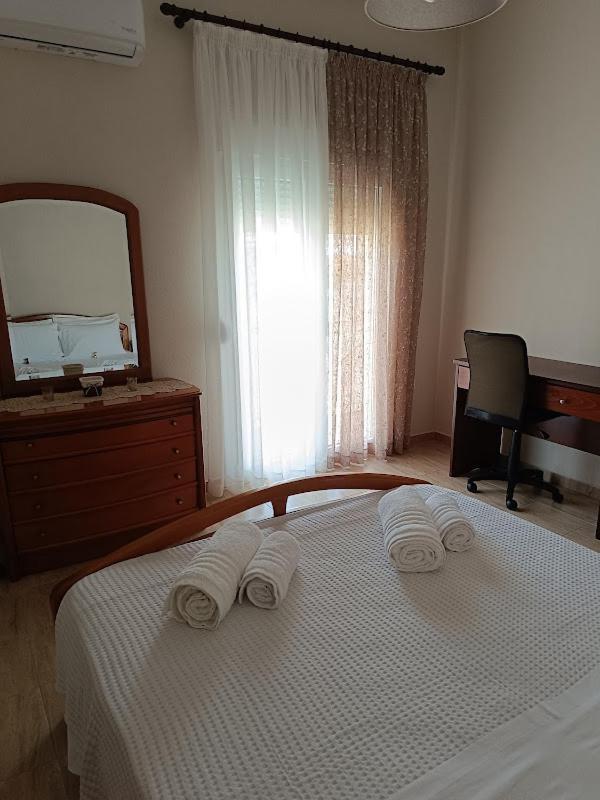 Panos House - High Luxury Apartment Трикала Экстерьер фото